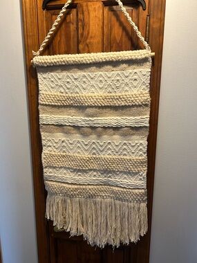 Handwoven Cream Macramé Wall Hanging - Boho Home Accent 34”L  19”W
